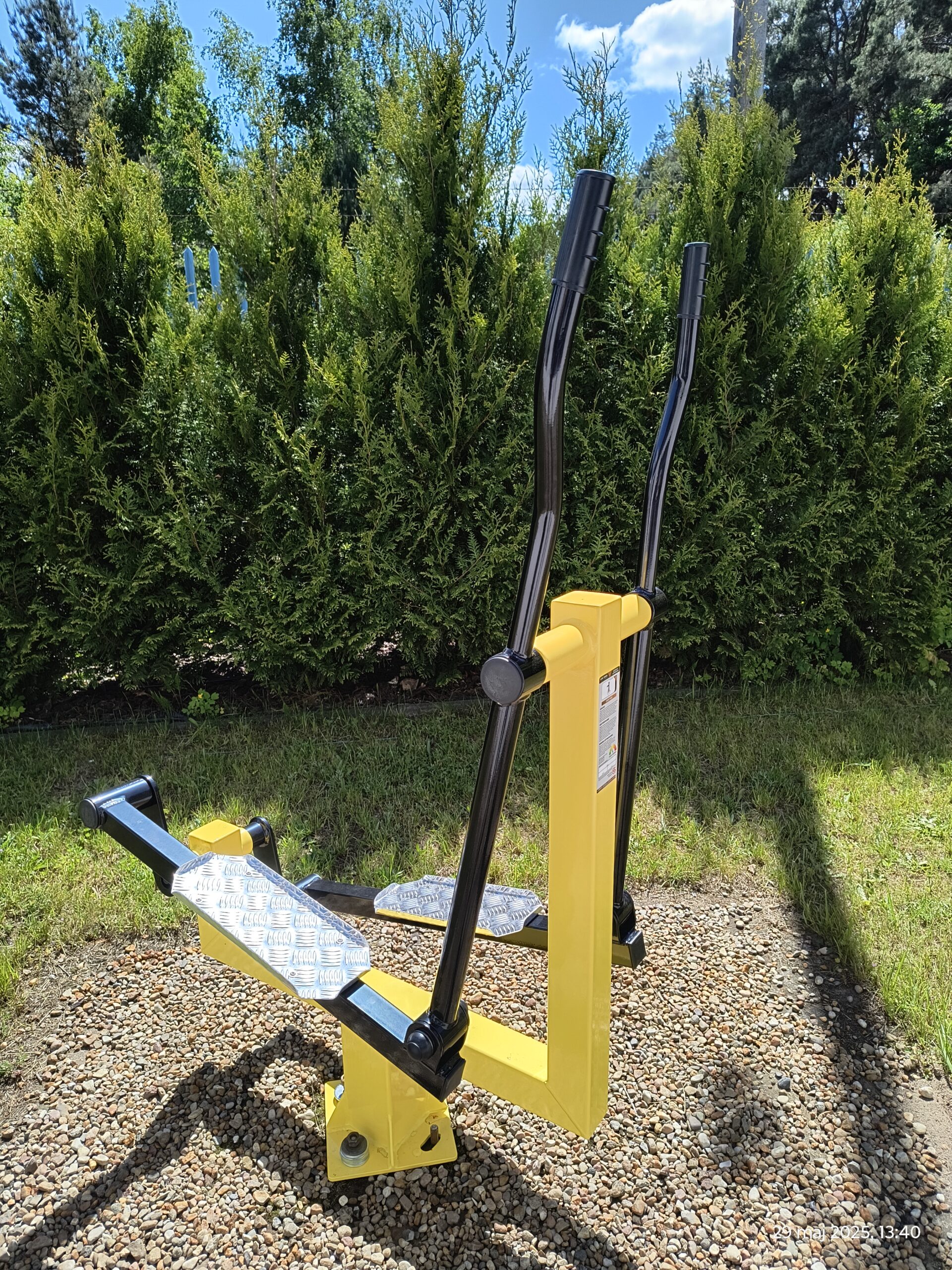 Urządzenie siłowni zewnętrznej - orbitrek