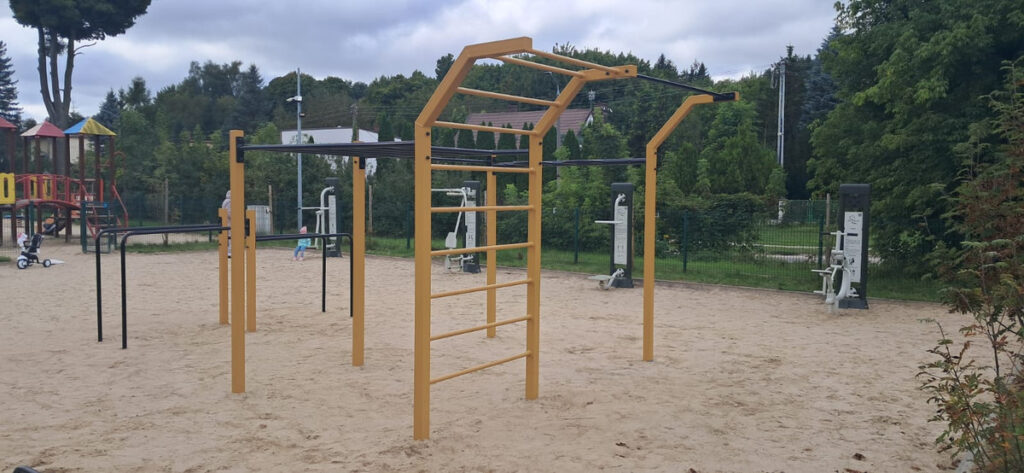 Nowe Miasto Lubawskie - plac street workout - realizacja GYM PARK